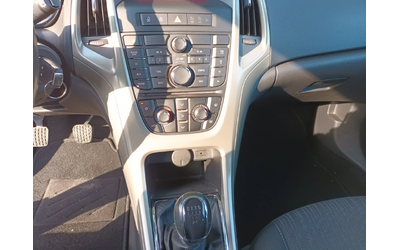 Opel Astra 1.4/100к.с./КЛИМАТРОНИК - автомобили, коли, обяви за нови и употребявани 10