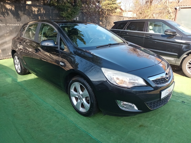 Opel Astra 1.4/100к.с./КЛИМАТРОНИК - автомобили, коли, обяви за нови и употребявани 2