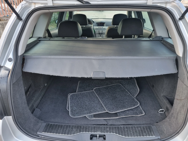 Opel Astra 1, 600 EURO5 - автомобили, коли, обяви за нови и употребявани 12