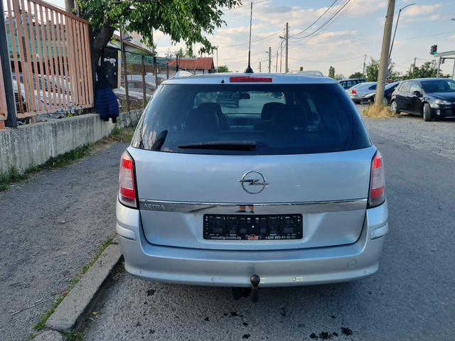 Opel Astra 1, 600 EURO5 - автомобили, коли, обяви за нови и употребявани 5