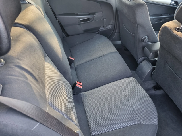 Opel Astra 1, 600 EURO5 - автомобили, коли, обяви за нови и употребявани 9