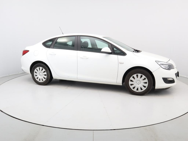 Opel Astra - автомобили, коли, обяви за нови и употребявани 8