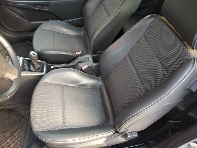 Opel Astra GTC 1, 9d 150ps 6ck - автомобили, коли, обяви за нови и употребявани 7