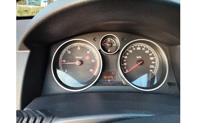 Opel Astra GTC 1, 9d 150ps 6ck - автомобили, коли, обяви за нови и употребявани 9