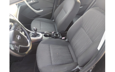 Opel Astra 1, 7D МНОГО ХУБАВА - автомобили, коли, обяви за нови и употребявани 10