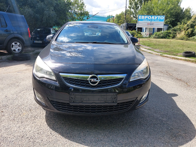 Opel Astra 1, 7D МНОГО ХУБАВА - автомобили, коли, обяви за нови и употребявани 1