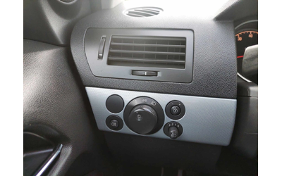 Opel Astra 1, 6i 105ps - автомобили, коли, обяви за нови и употребявани 12