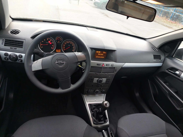 Opel Astra 1, 6i 105ps - автомобили, коли, обяви за нови и употребявани 5