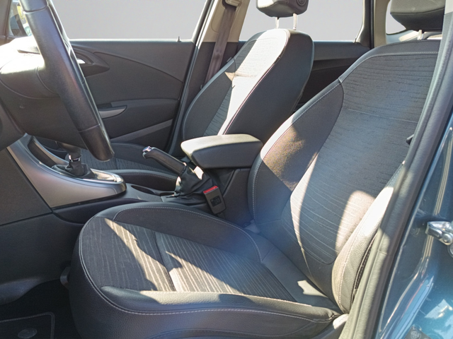 Opel ASTRA - автомобили, коли, обяви за нови и употребявани 12