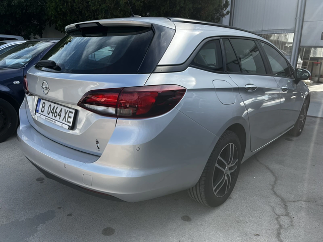 Opel Astra Sports Tourer - автомобили, коли, обяви за нови и употребявани 2