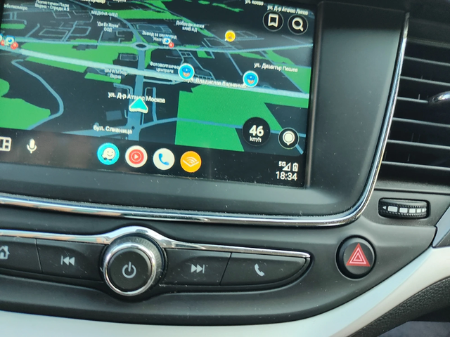 Opel Astra Sports Tourer - автомобили, коли, обяви за нови и употребявани 6