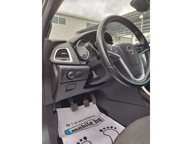 Opel Astra GTC 1.6 BENZIN/GAZ - автомобили, коли, обяви за нови и употребявани 11
