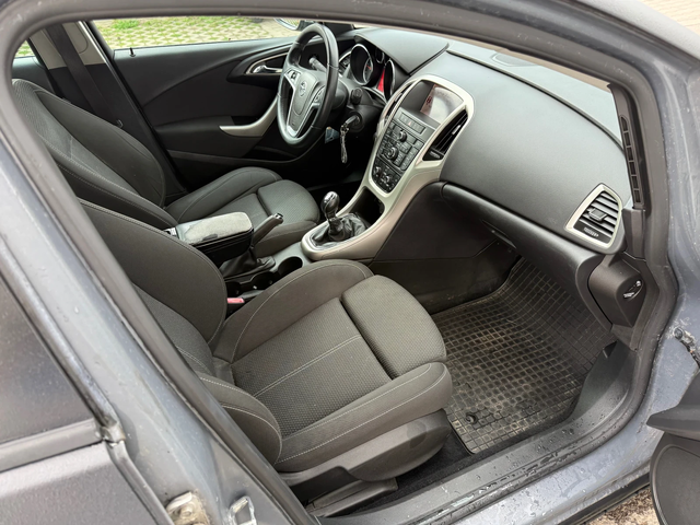 Opel Astra 1, 7CDTI+ 110kc+ Euro5+ Климатик - автомобили, коли, обяви за нови и употребявани 10