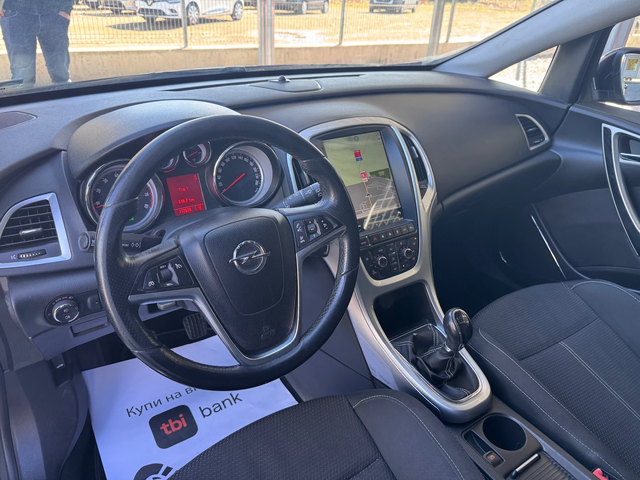 Opel Astra 1.6TURBO 180кс * ПЕРФЕКТЕН* - автомобили, коли, обяви за нови и употребявани 10