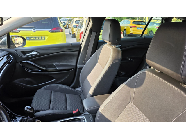 Opel Astra Facelift-1.4CNG* - автомобили, коли, обяви за нови и употребявани 12