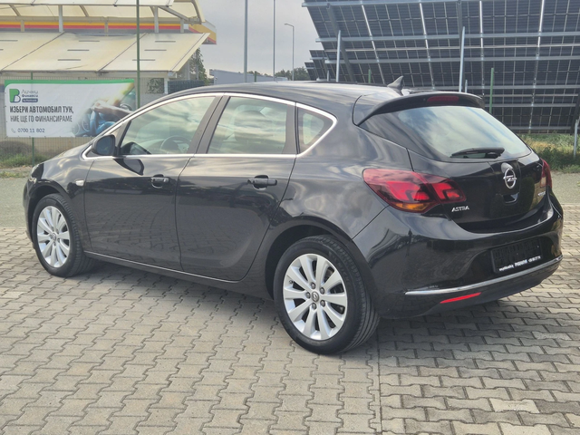 Opel Astra 1.6cdti 110к.с - автомобили, коли, обяви за нови и употребявани 9