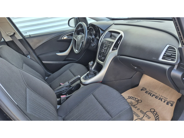 Opel Astra 1.7cdti 110к.с. - автомобили, коли, обяви за нови и употребявани 12