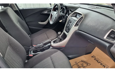 Opel Astra 1.7cdti 110к.с. - автомобили, коли, обяви за нови и употребявани 13