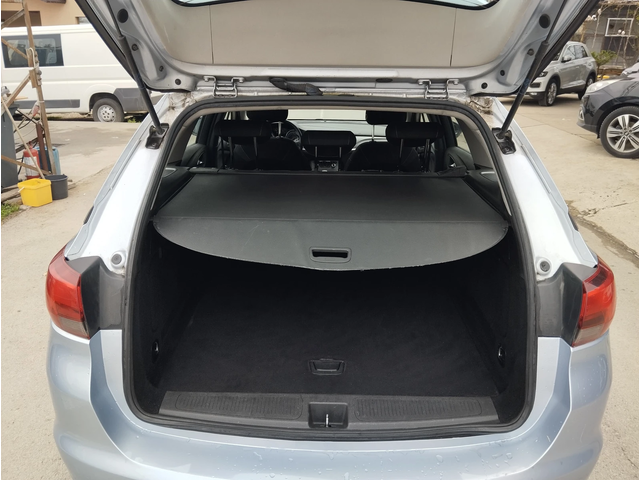 Opel Astra 1.6 CDTI - автомобили, коли, обяви за нови и употребявани 10