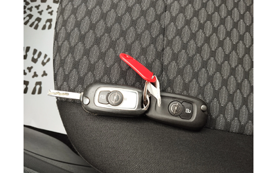 Opel Astra 1.6 CDTI - автомобили, коли, обяви за нови и употребявани 11