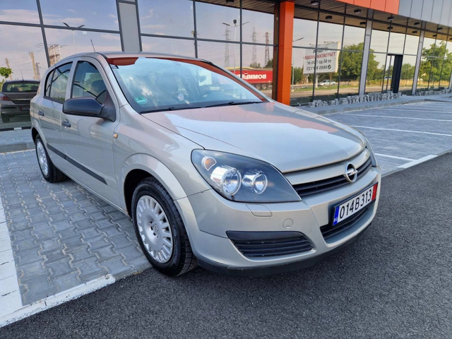 Opel Astra 1.6 - автомобили, коли, обяви за нови и употребявани 0