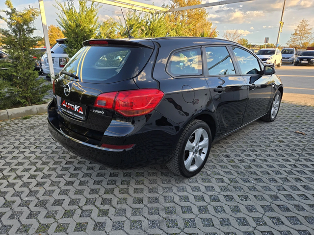 Opel Astra 1.4T-140кс= ГАЗ* LANDI RENZO* = 185.000km= АВТОПИЛ - автомобили, коли, обяви за нови и употребявани 2