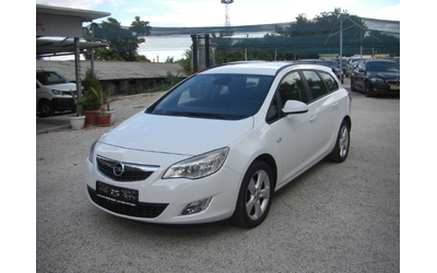 opel-astra - 0