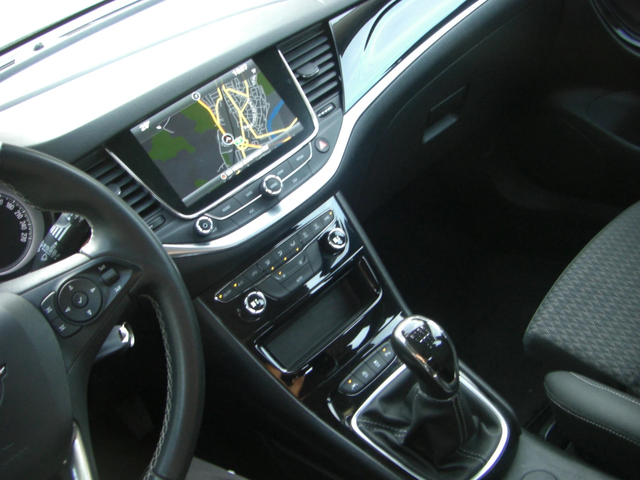 Opel Astra 1.6cdti COSMO NAVI EURO 6+ - автомобили, коли, обяви за нови и употребявани 11