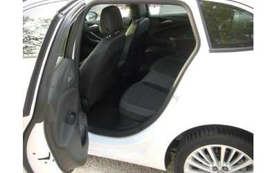 Opel Astra 1.6cdti COSMO NAVI EURO 6+ - автомобили, коли, обяви за нови и употребявани 12