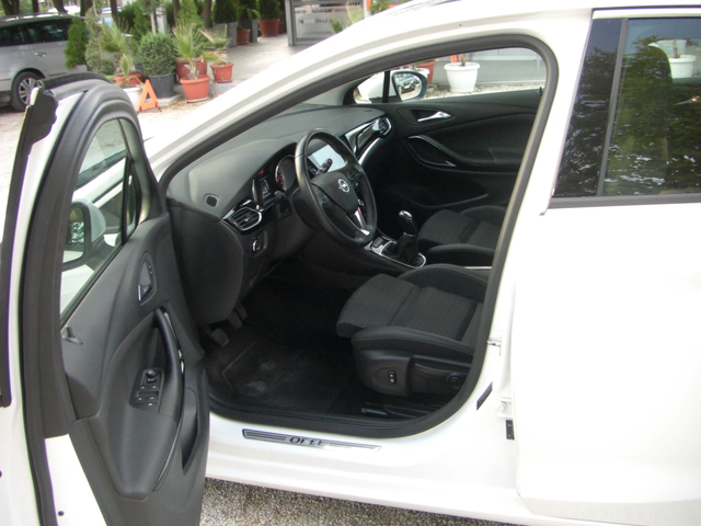 Opel Astra 1.6cdti COSMO NAVI EURO 6+ - автомобили, коли, обяви за нови и употребявани 8