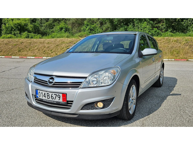 Opel Astra 1.4 GAZ/KLIMA/FACELIFT - автомобили, коли, обяви за нови и употребявани 0