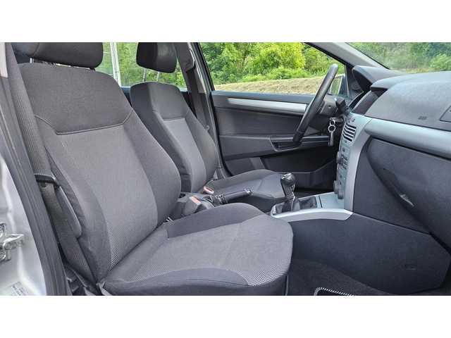 Opel Astra 1.4 GAZ/KLIMA/FACELIFT - автомобили, коли, обяви за нови и употребявани 11