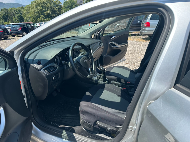 Opel Astra 1.5CDTI 105kc - автомобили, коли, обяви за нови и употребявани 11