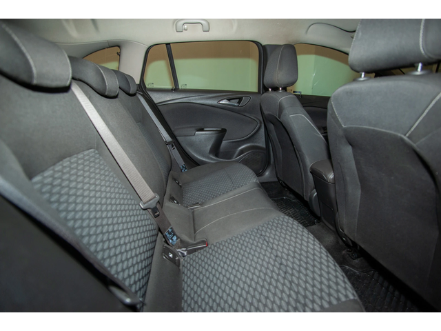 Opel Astra - автомобили, коли, обяви за нови и употребявани 6