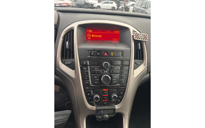 Opel Astra 1.4i EURO 5 - автомобили, коли, обяви за нови и употребявани 11