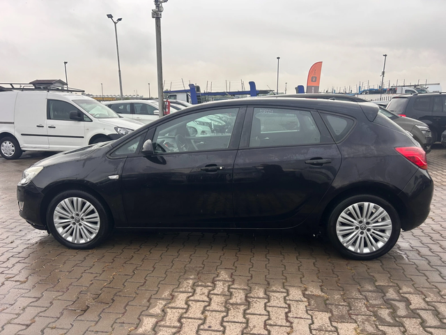 Opel Astra 1.4i EURO 5 - автомобили, коли, обяви за нови и употребявани 8