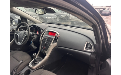 Opel Astra 1.4i EURO 5 - автомобили, коли, обяви за нови и употребявани 9