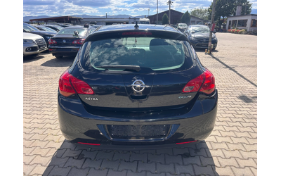 Opel Astra 1.3CDTI NAVI EURO 5 - автомобили, коли, обяви за нови и употребявани 6