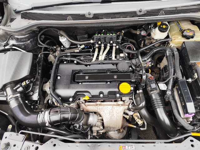 Opel Astra 1.4i* Turbo ГАЗ* ОБСЛУЖЕНА !!* LED* NAVI* EURO6B* - автомобили, коли, обяви за нови и употребявани 13