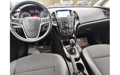 Opel Astra 1.4i* Turbo ГАЗ* ОБСЛУЖЕНА !!* LED* NAVI* EURO6B* - автомобили, коли, обяви за нови и употребявани 7