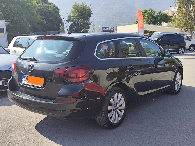 Opel Astra 1.7CDTi* SPORTS TOURER* EURO5A* КЛИМАТРОНИК* - автомобили, коли, обяви за нови и употребявани 3