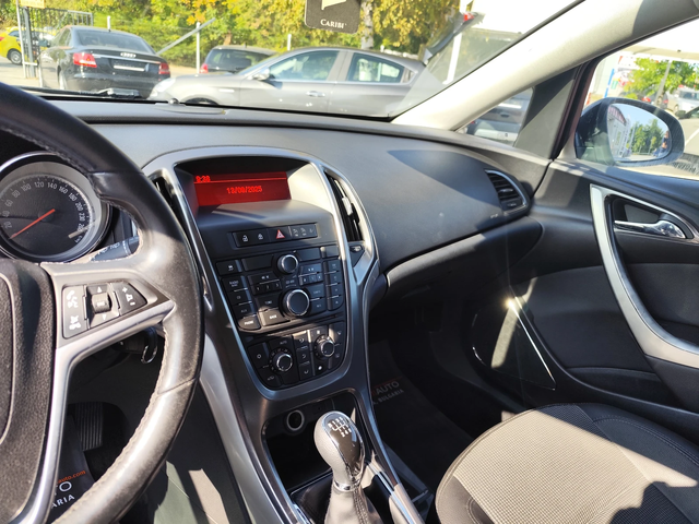 Opel Astra 1.7CDTi* SPORTS TOURER* EURO5A* КЛИМАТРОНИК* - автомобили, коли, обяви за нови и употребявани 7