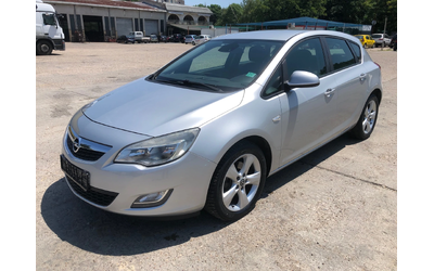 opel-astra - 0