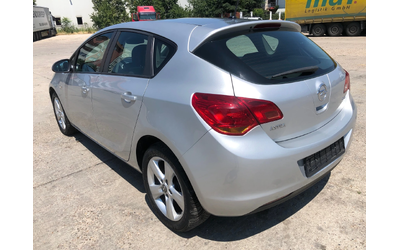Opel Astra 1.7 CDTI - автомобили, коли, обяви за нови и употребявани 6