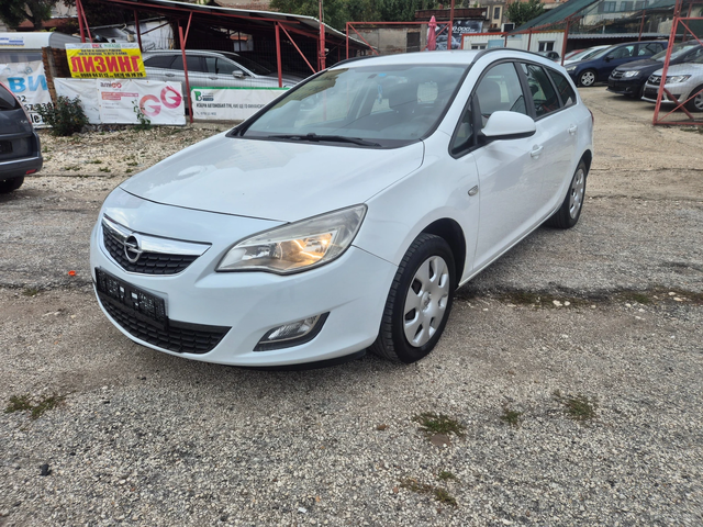 Opel Astra 1.7D, 110K.NAVI - автомобили, коли, обяви за нови и употребявани 0
