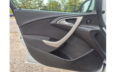 Opel Astra 1.7D, 110K.NAVI - автомобили, коли, обяви за нови и употребявани 14