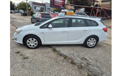 Opel Astra 1.7D, 110K.NAVI - автомобили, коли, обяви за нови и употребявани 7