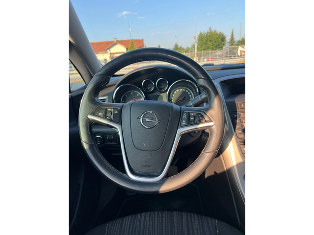 Opel Astra 1.7cdti - автомобили, коли, обяви за нови и употребявани 11