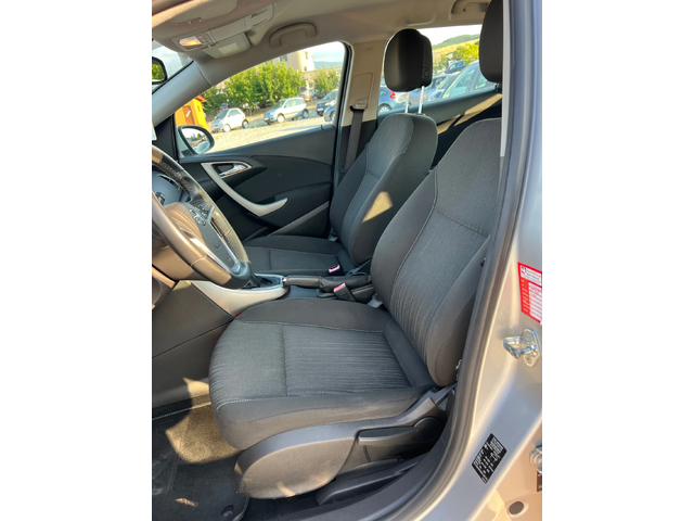 Opel Astra 1.7cdti - автомобили, коли, обяви за нови и употребявани 12