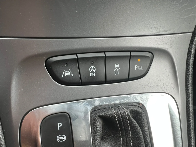 Opel Astra 1.6cdti SPORTSTOURER+ Euro6D - автомобили, коли, обяви за нови и употребявани 15